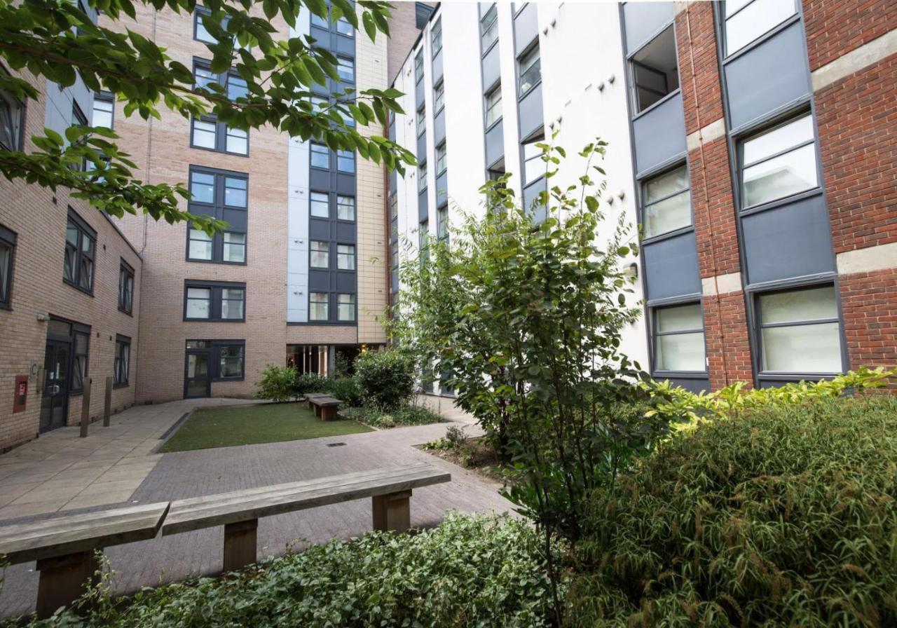 Private Bedrooms With Shared Kitchen And Studios At Iq Tufnell House In Londra Exterior foto