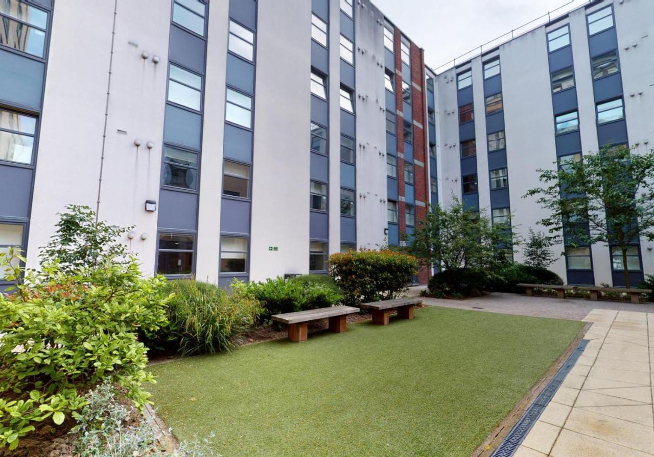 Private Bedrooms With Shared Kitchen And Studios At Iq Tufnell House In Londra Exterior foto